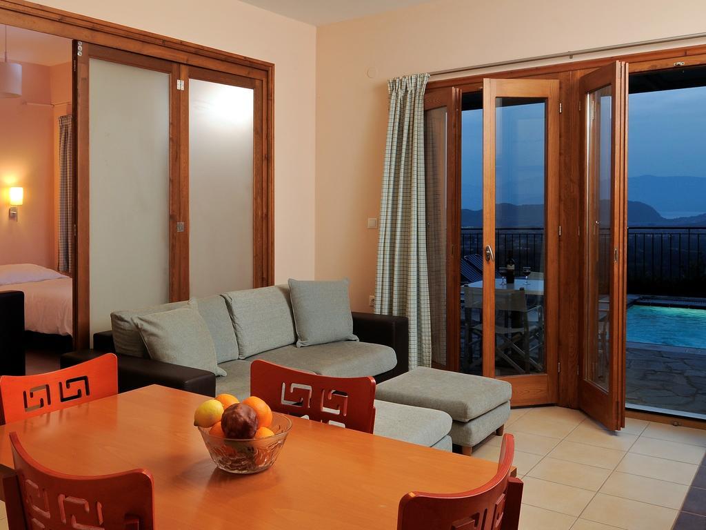Karayiannis Villas Nafplio Room photo